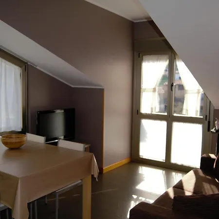 Apartman Apts Cueto 4d Atico 4 Adultos Onís