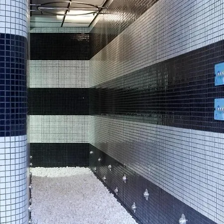 Apts Cueto 4d Atico 4 Adultos